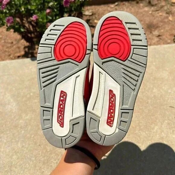 Nike Jordan Retro 3 SE Fire Red Toddler Sneakers - Picture 8 of 14